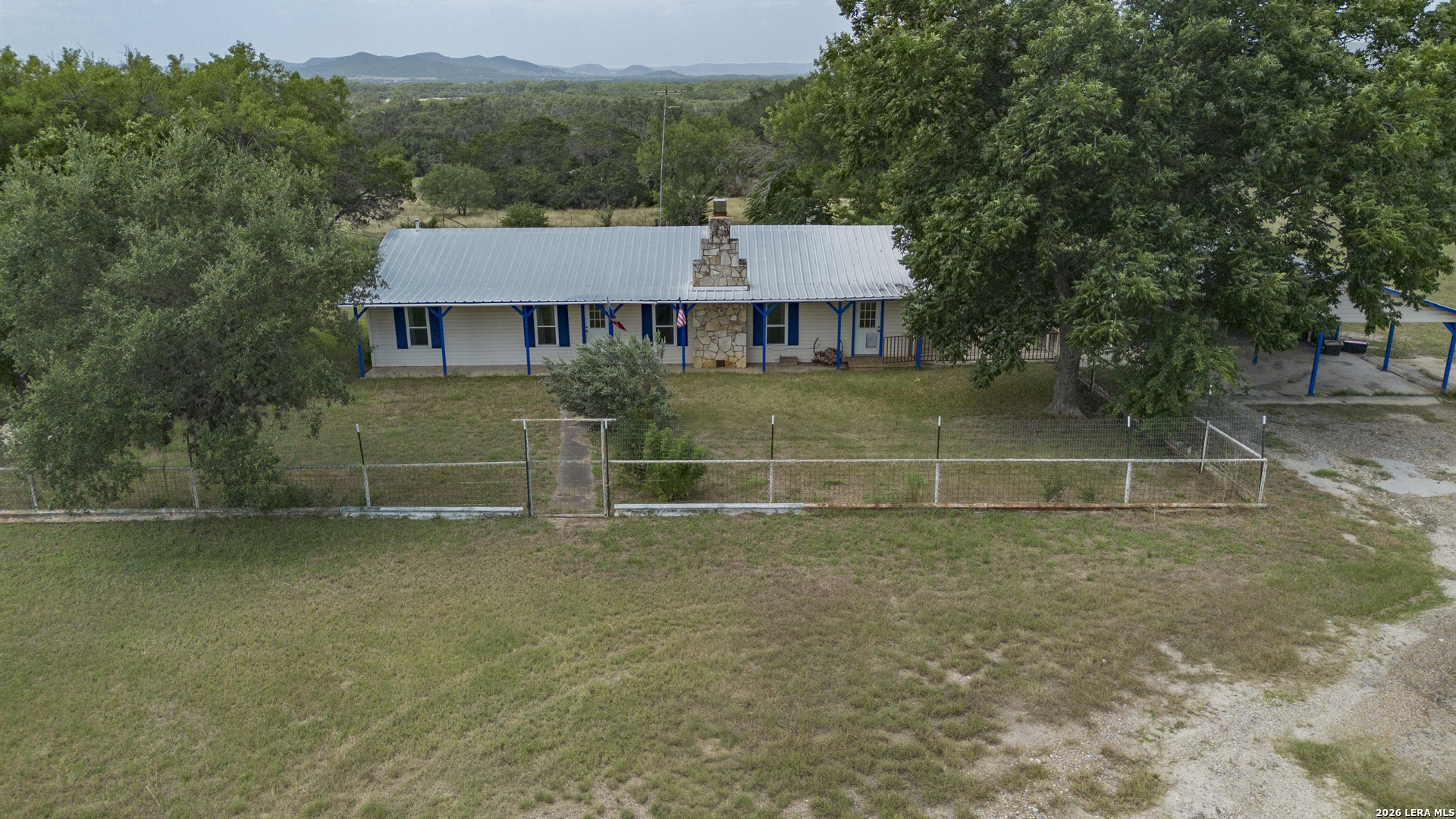 1628 County Road 357 Utopia TX 78884