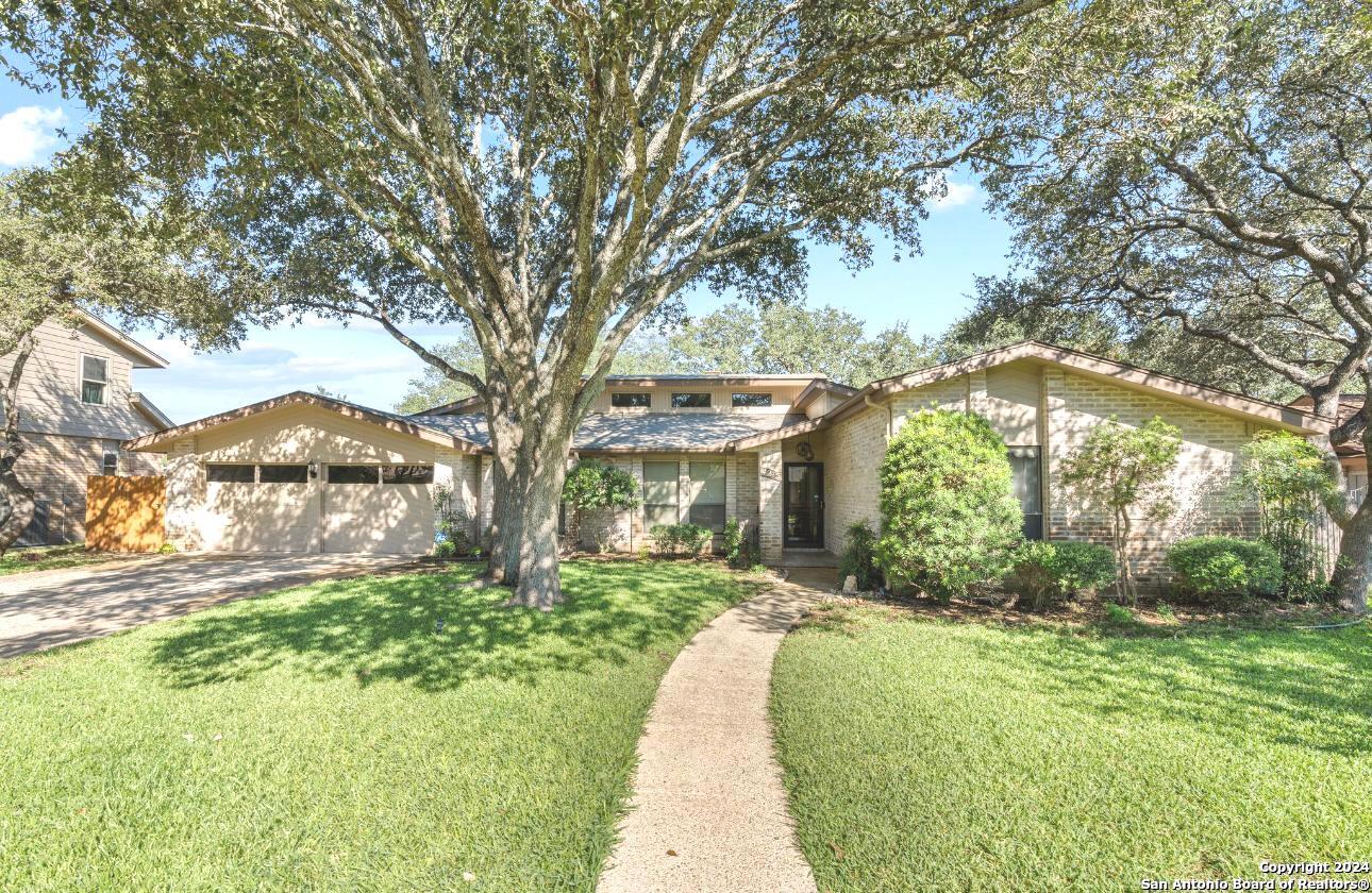 4215 Shadow Oak Woods San Antonio TX 78249