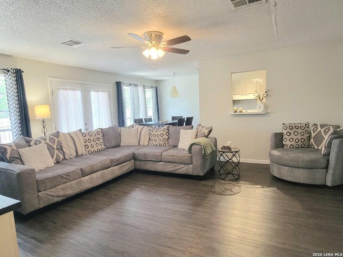 3811 Pipers Crest Street San Antonio TX 78251
