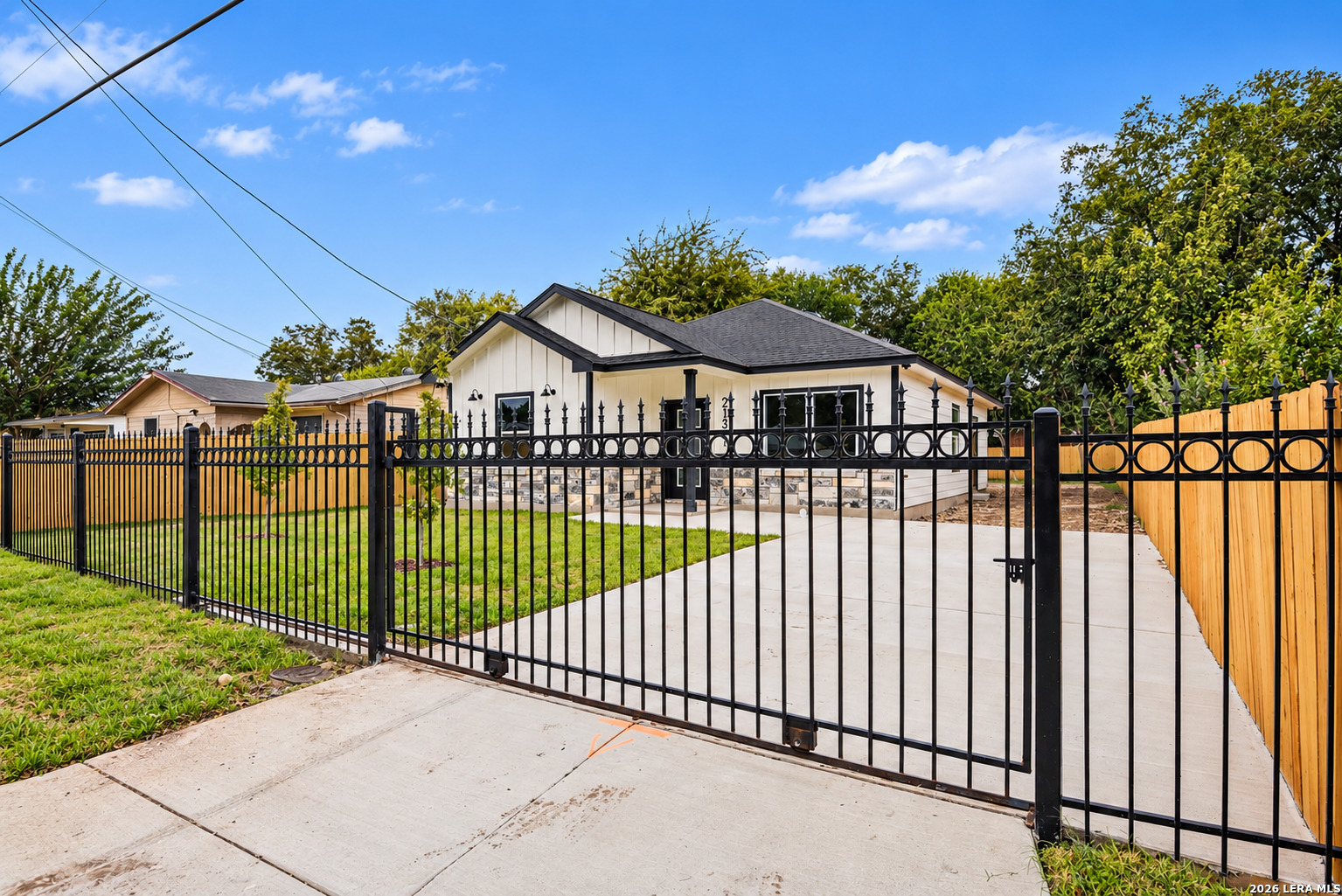 2131 Athel San Antonio TX 78237
