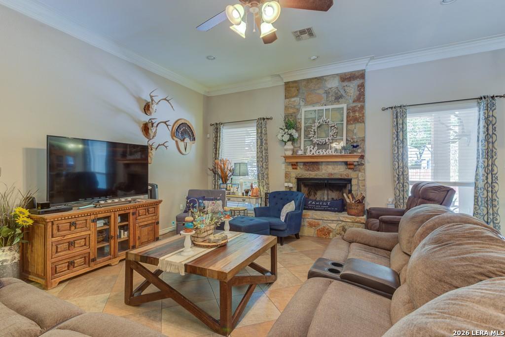 1057 Loma Verde Drive New Braunfels TX 78130