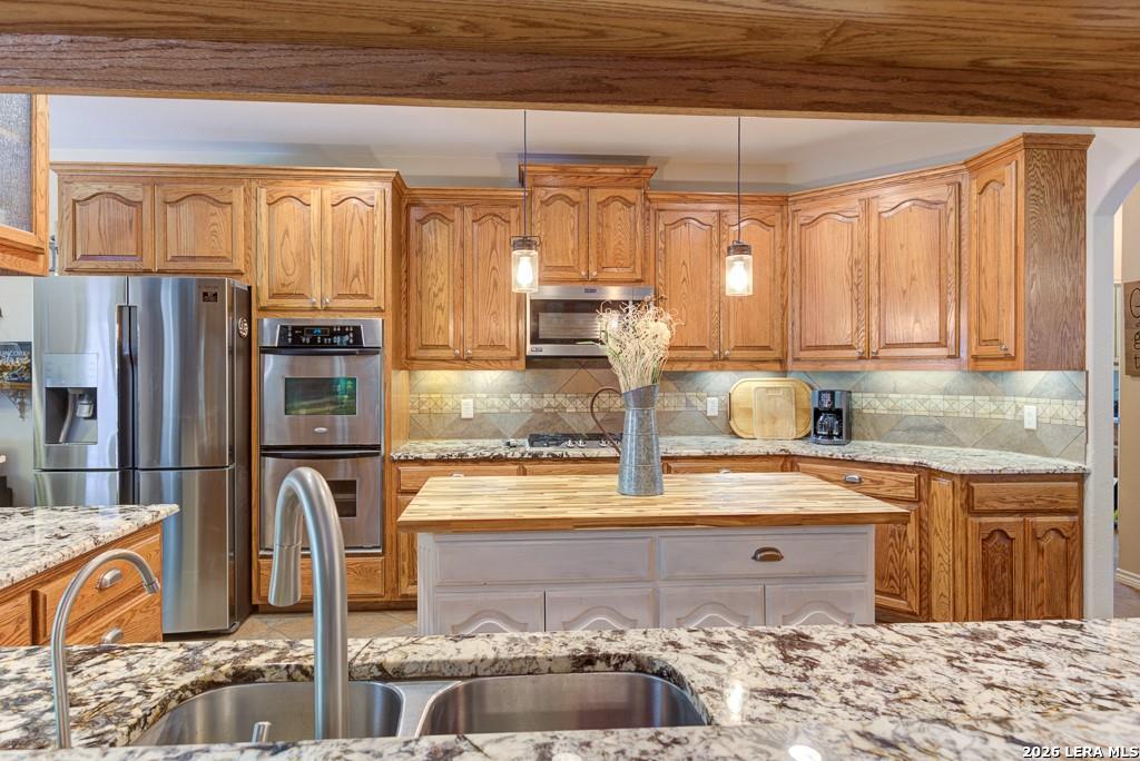 1057 Loma Verde Drive New Braunfels TX 78130