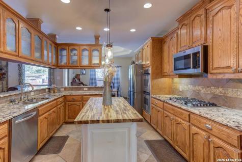 1057 Loma Verde Drive New Braunfels TX 78130