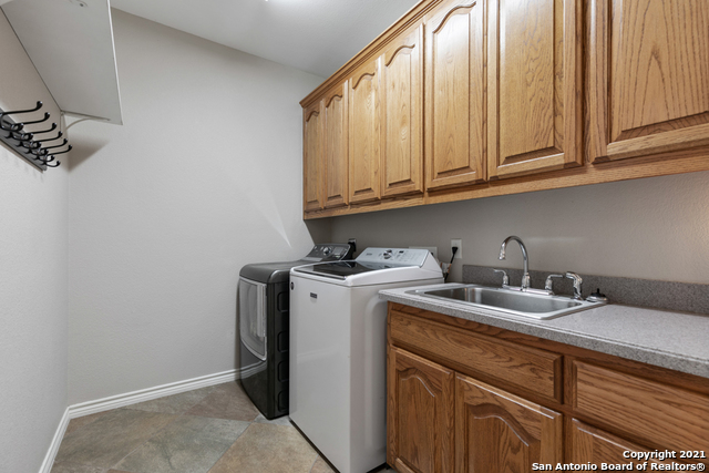 1057 Loma Verde Drive New Braunfels TX 78130