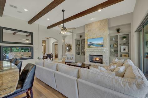 1418 Burgundy New Braunfels TX 78132