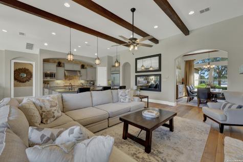 1418 Burgundy New Braunfels TX 78132