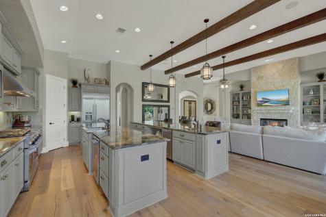 1418 Burgundy New Braunfels TX 78132