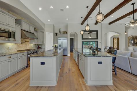 1418 Burgundy New Braunfels TX 78132