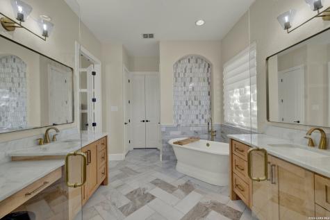 1418 Burgundy New Braunfels TX 78132