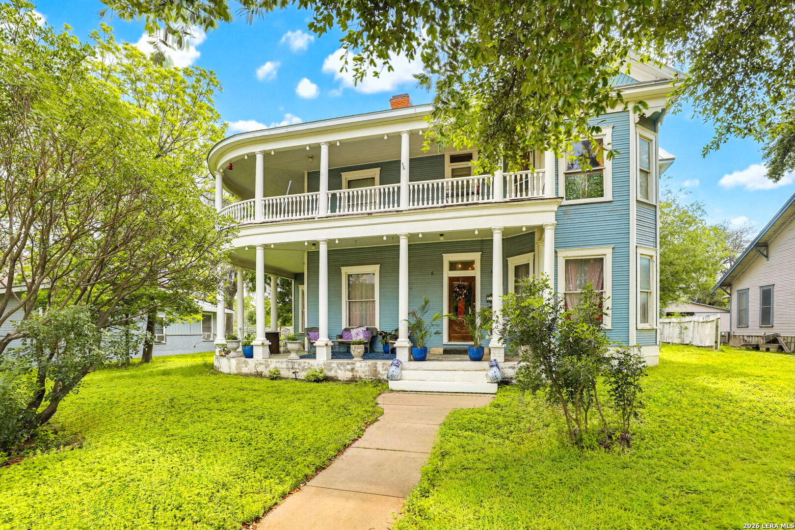 757 N Getty Street Uvalde TX 78801