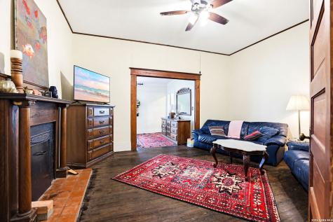 757 N Getty Street Uvalde TX 78801