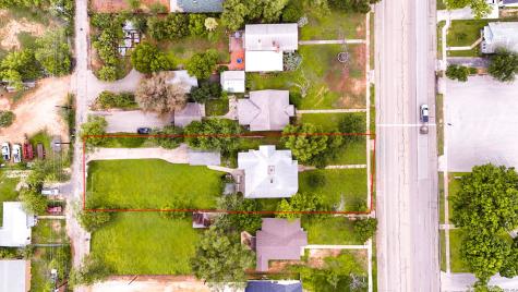 757 N Getty Street Uvalde TX 78801