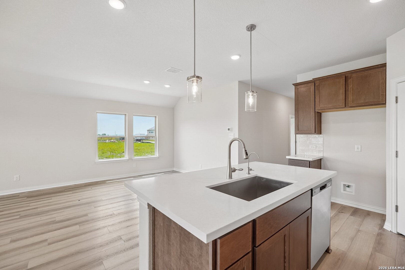 11227 Prairie Landing Converse TX 78109