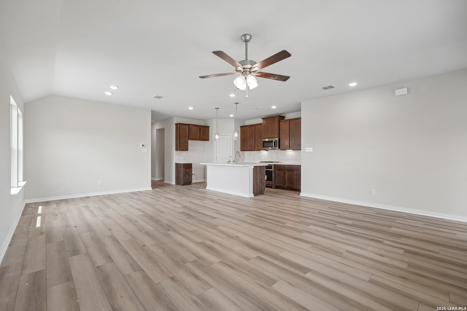 11227 Prairie Landing Converse TX 78109