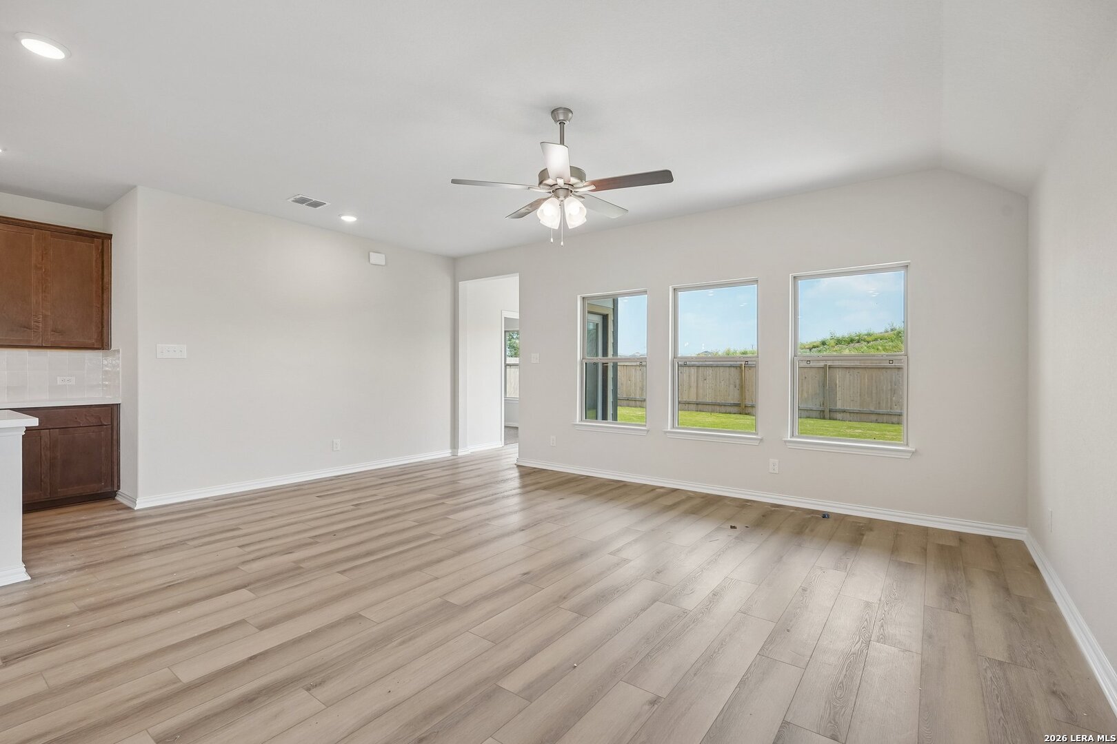 11227 Prairie Landing Converse TX 78109