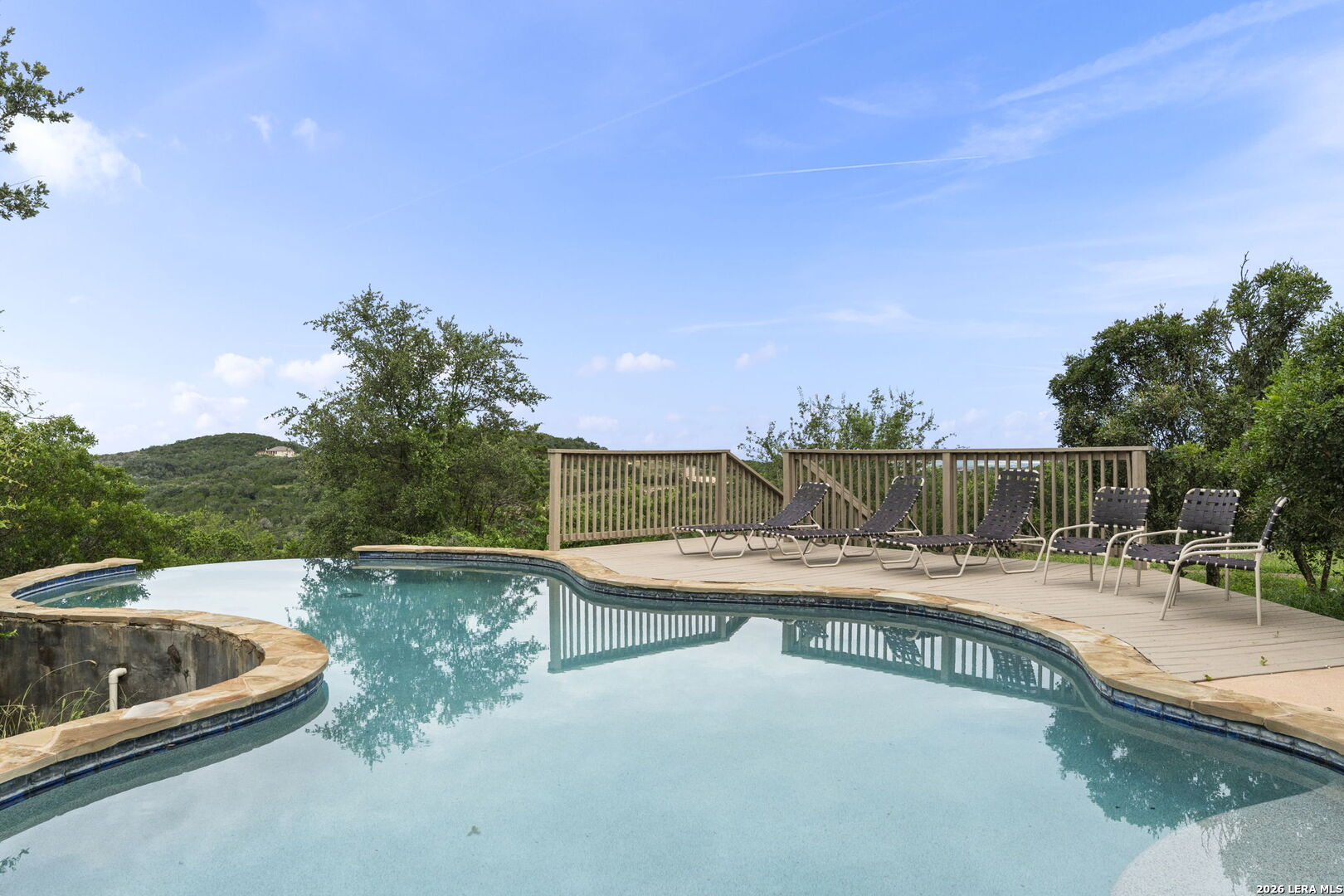 1040 County Road 2720 Mico TX 78056