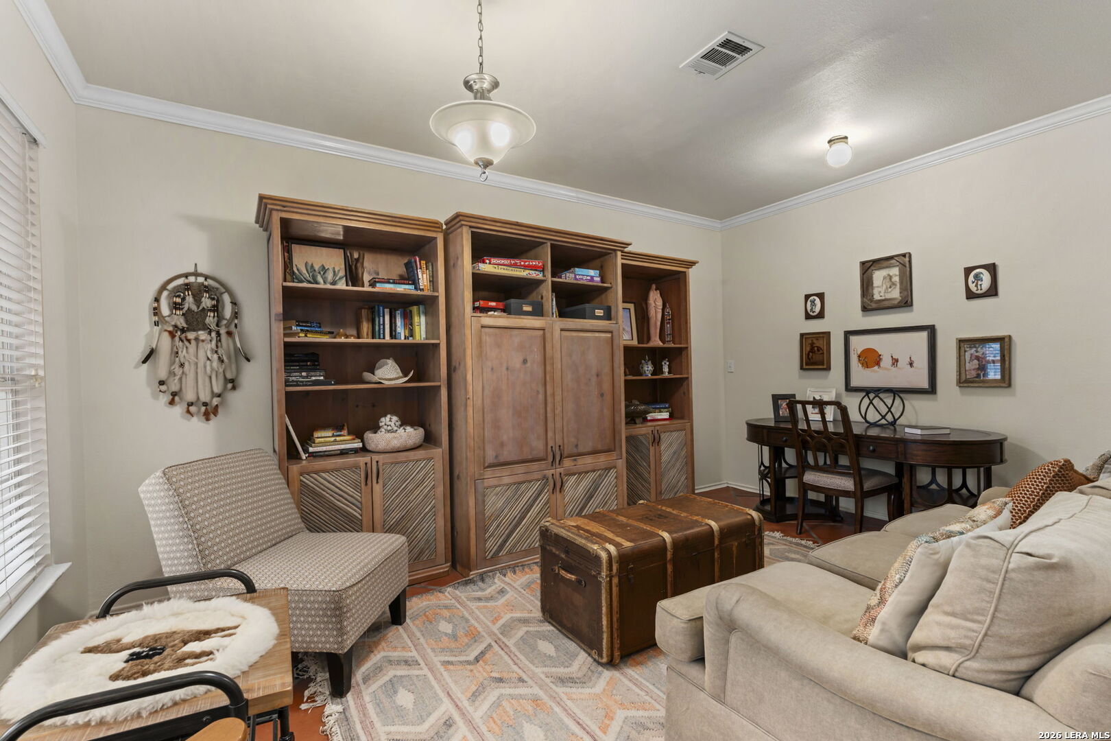 1040 County Road 2720 Mico TX 78056