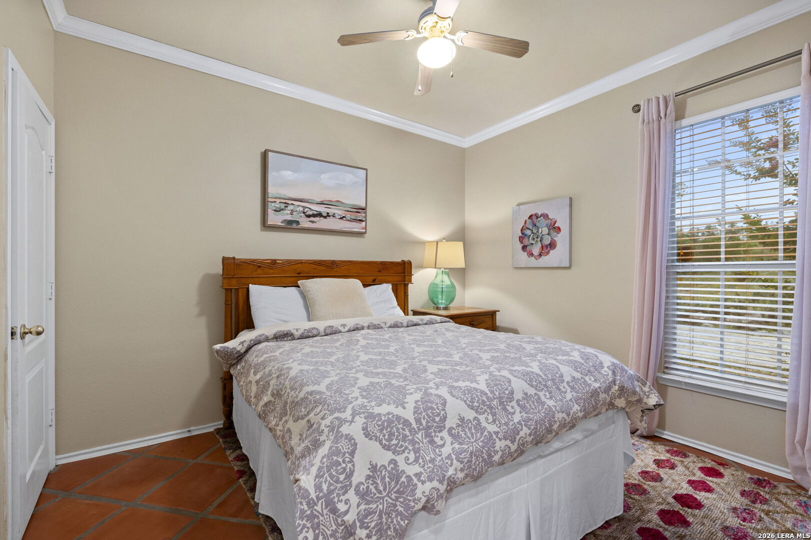 1040 County Road 2720 Mico TX 78056
