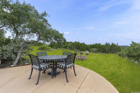 1040 County Road 2720 Mico TX 78056