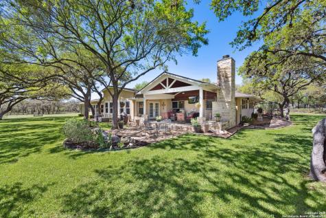 8110 Park Lane Garden Ridge TX 78266