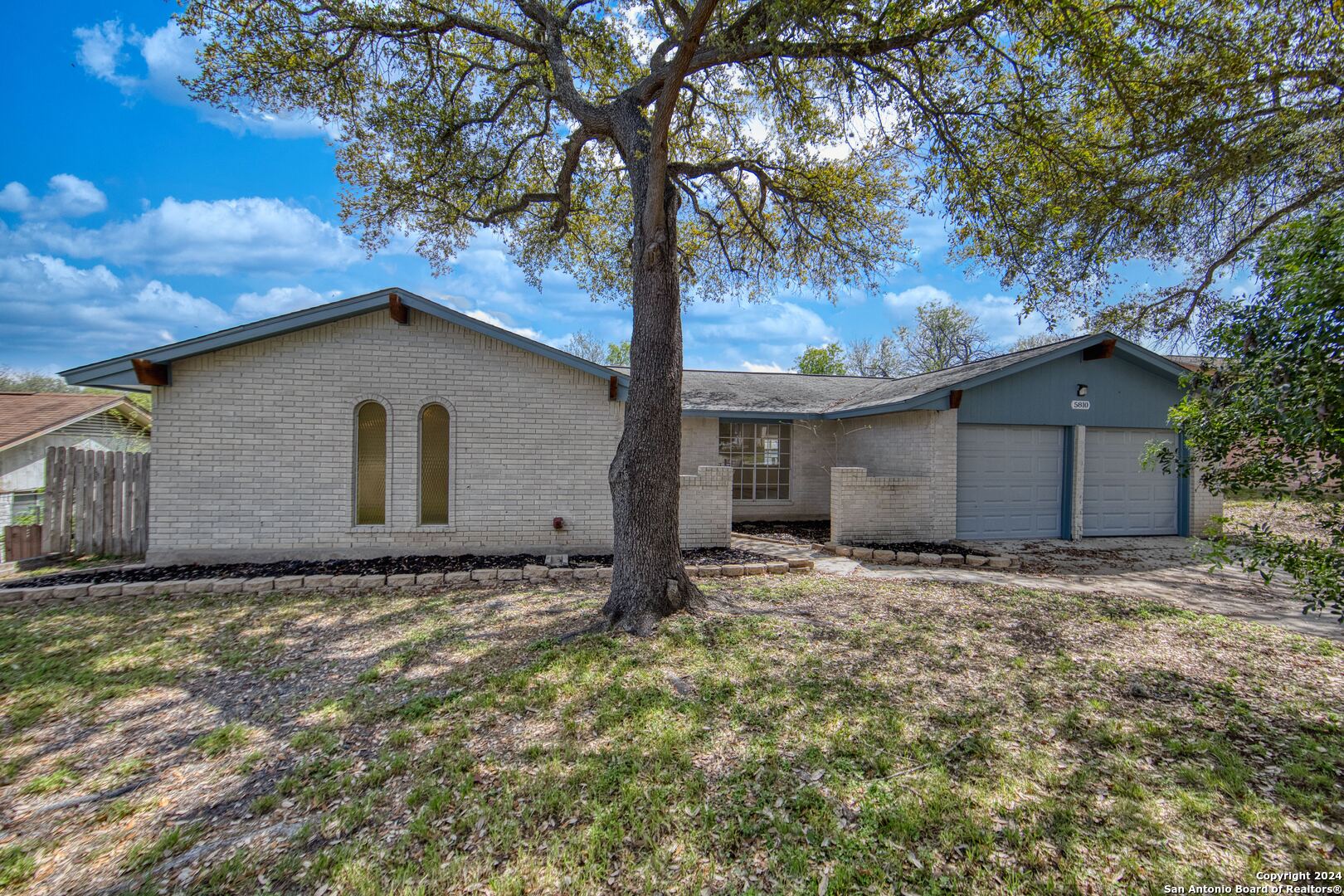 5810 Oak Country Way San Antonio TX 78247