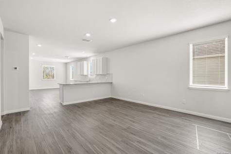 8406 Smithers Avenue San Antonio TX 78252