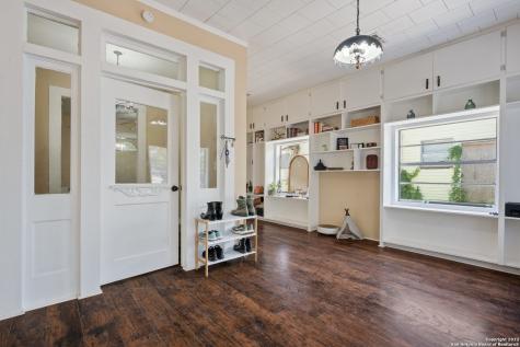 506 Tilden Street Kenedy TX 78119