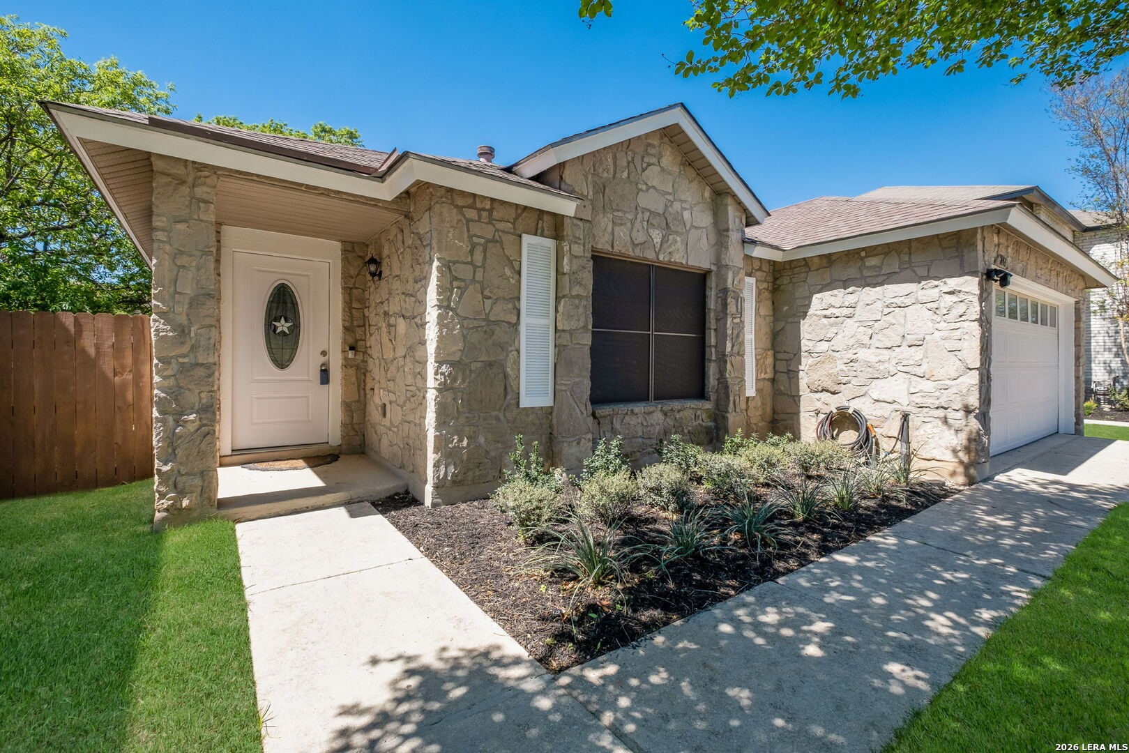 5147 Senisa Springs San Antonio TX 78251