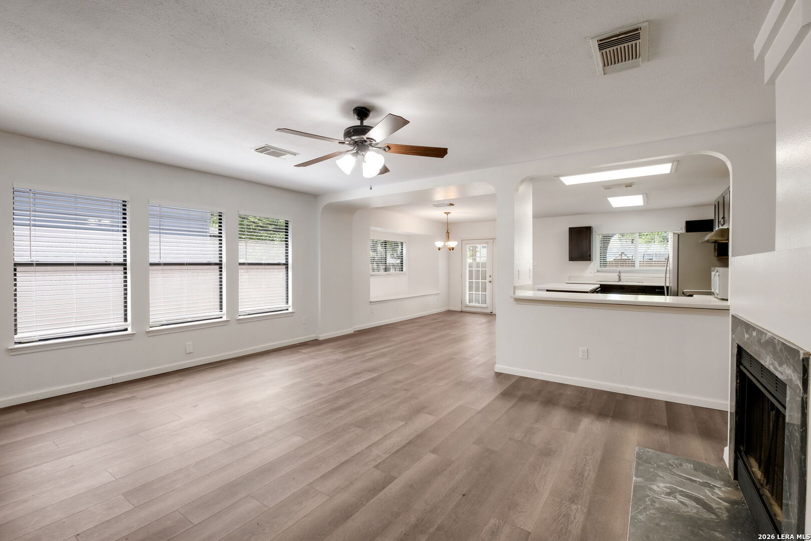 5147 Senisa Springs San Antonio TX 78251