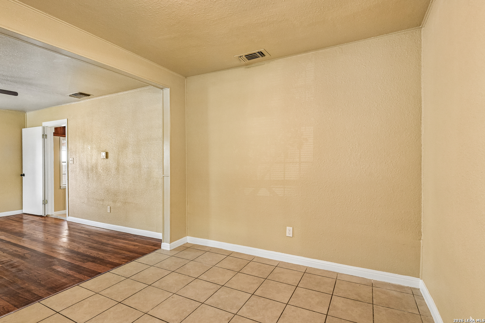 106 Rollins Avenue San Antonio TX 78228