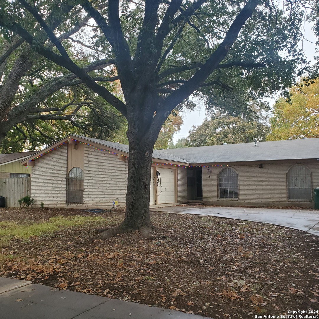 4255 Valleyfield Street San Antonio TX 78222