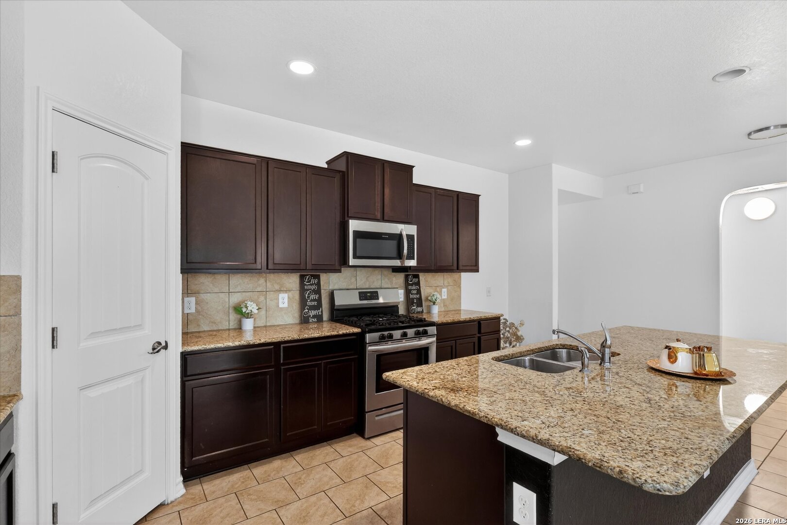 5511 Toledo Farm San Antonio TX 78222