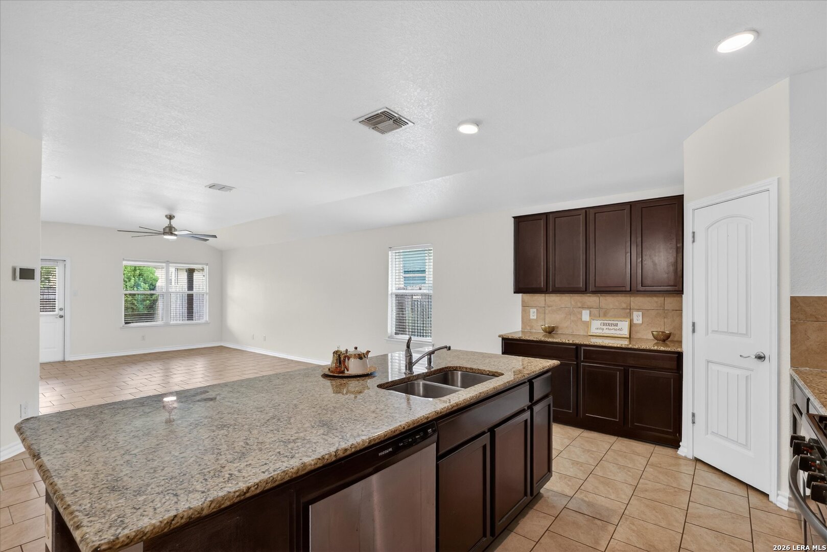5511 Toledo Farm San Antonio TX 78222