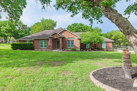 218 Deer Ridge La Vernia TX 78121