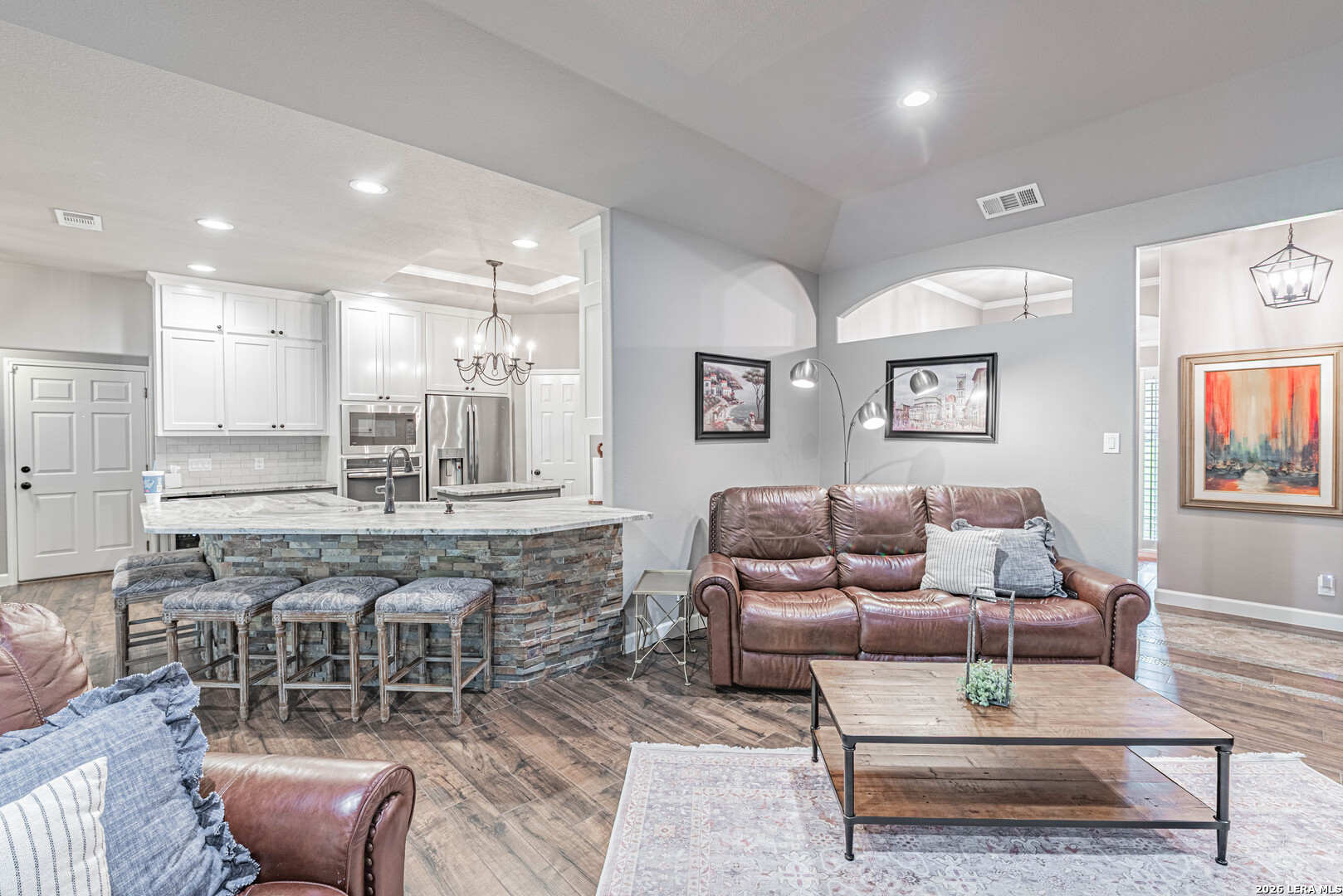 218 Deer Ridge La Vernia TX 78121