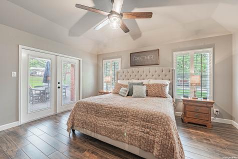 218 Deer Ridge La Vernia TX 78121