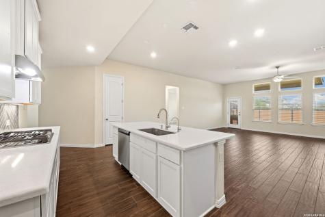 1708 Kneupper Farm New Braunfels TX 78132