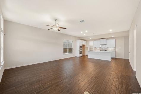 1708 Kneupper Farm New Braunfels TX 78132