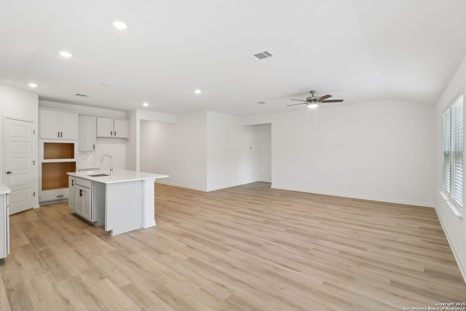 11447 Feather Vale San Antonio TX 78254