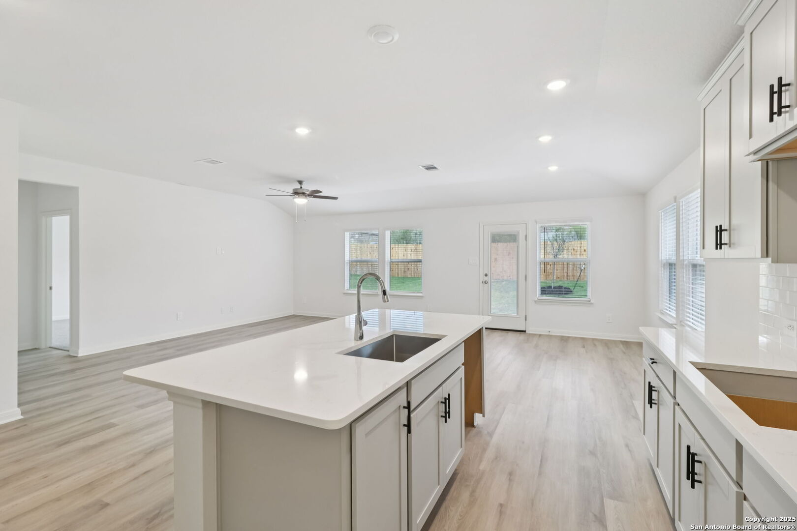 11447 Feather Vale San Antonio TX 78254