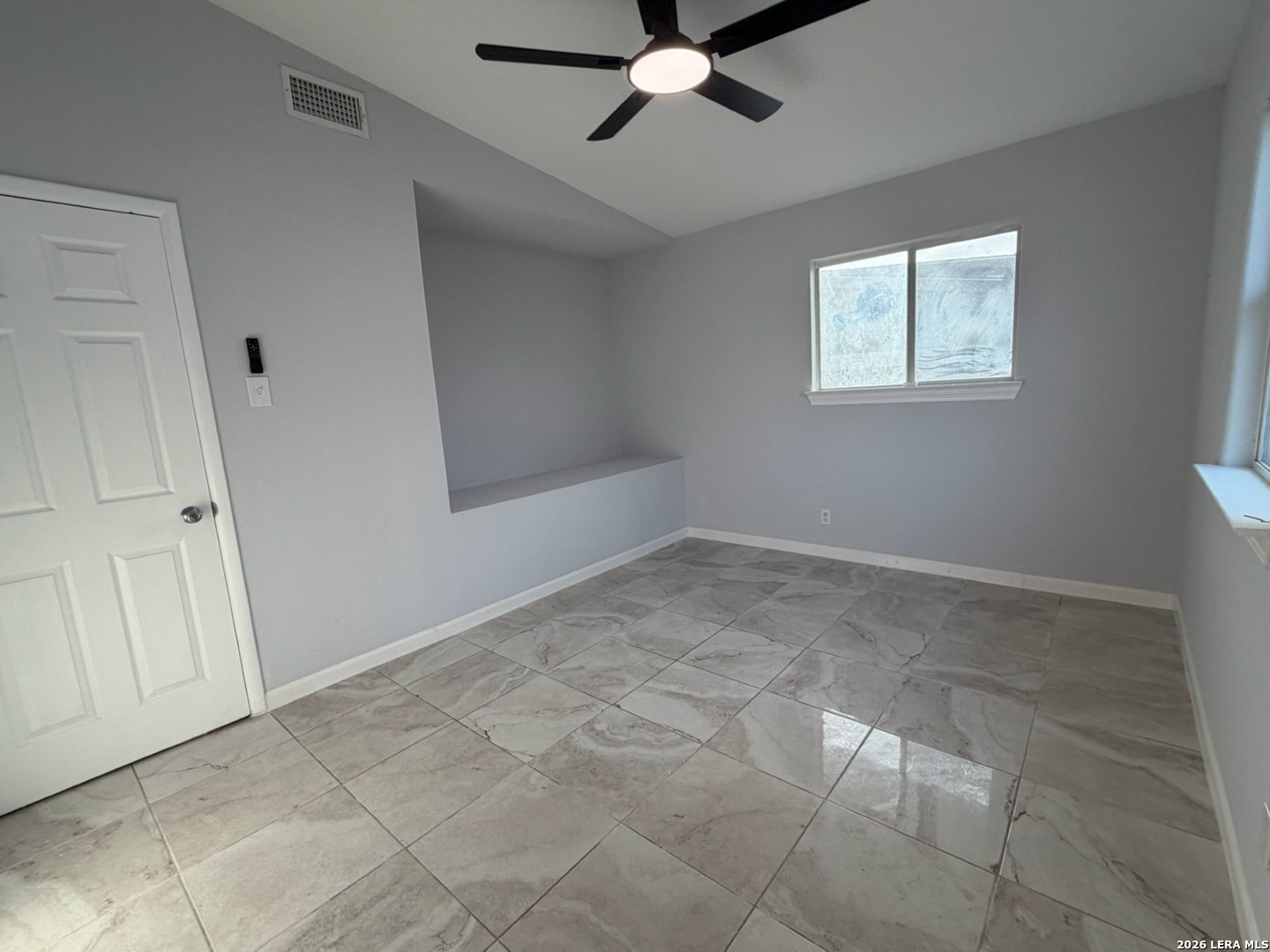 6042 Elm Valley Drive San Antonio TX 78242