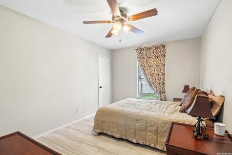 3239 Coral Grove Drive San Antonio TX 78247