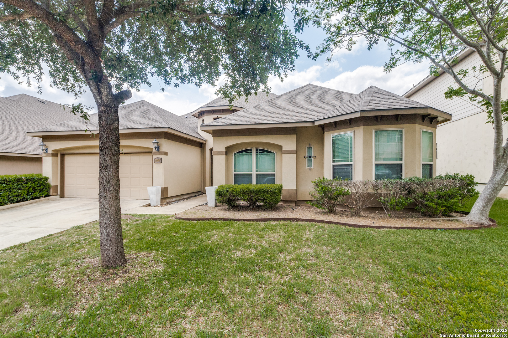 25047 Kiowa Creek San Antonio TX 78255