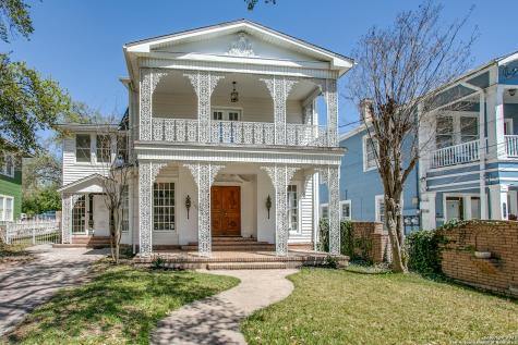 137 E Woodlawn Avenue San Antonio TX 78212