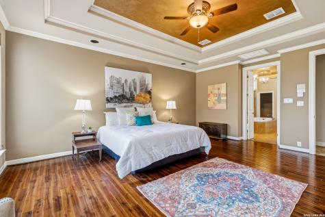 615 Sentry Hill San Antonio TX 78260