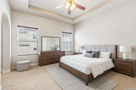 615 Sentry Hill San Antonio TX 78260