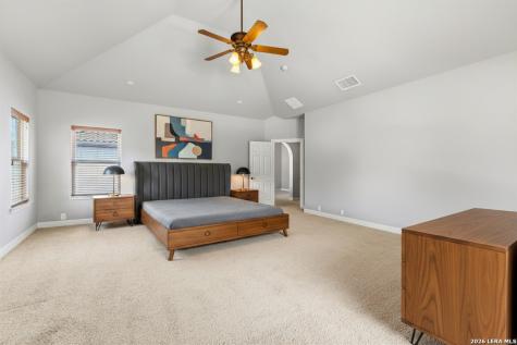 615 Sentry Hill San Antonio TX 78260