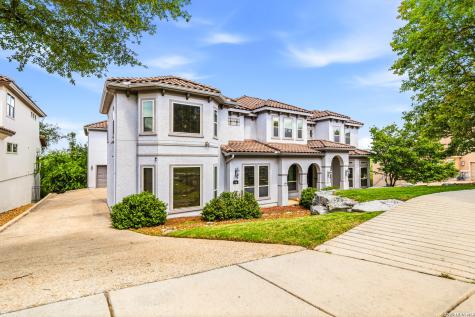 615 Sentry Hill San Antonio TX 78260