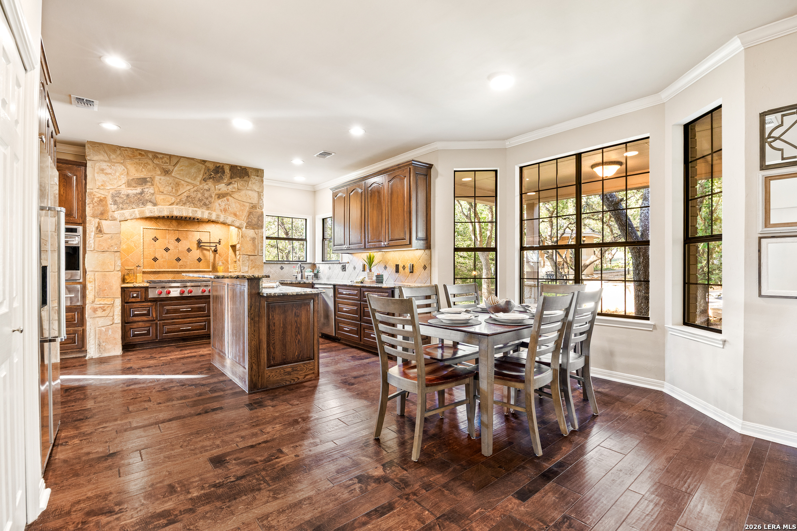 31586 Scarteen Fair Oaks Ranch TX 78015