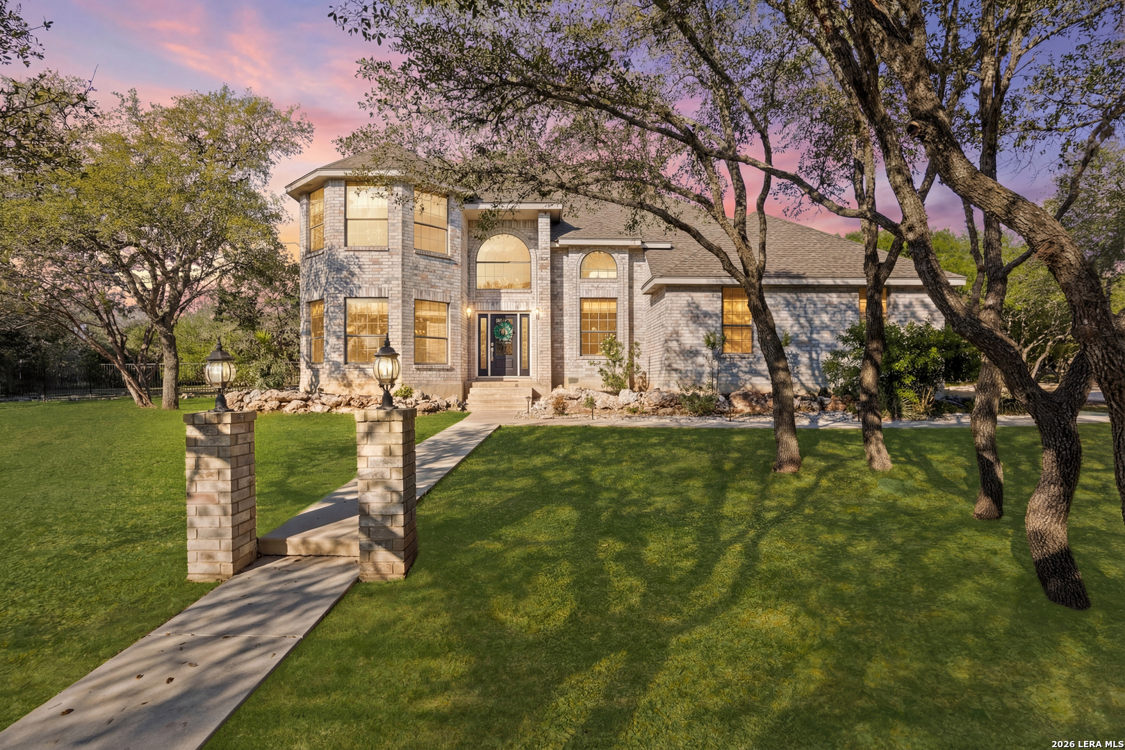 31586 Scarteen Fair Oaks Ranch TX 78015